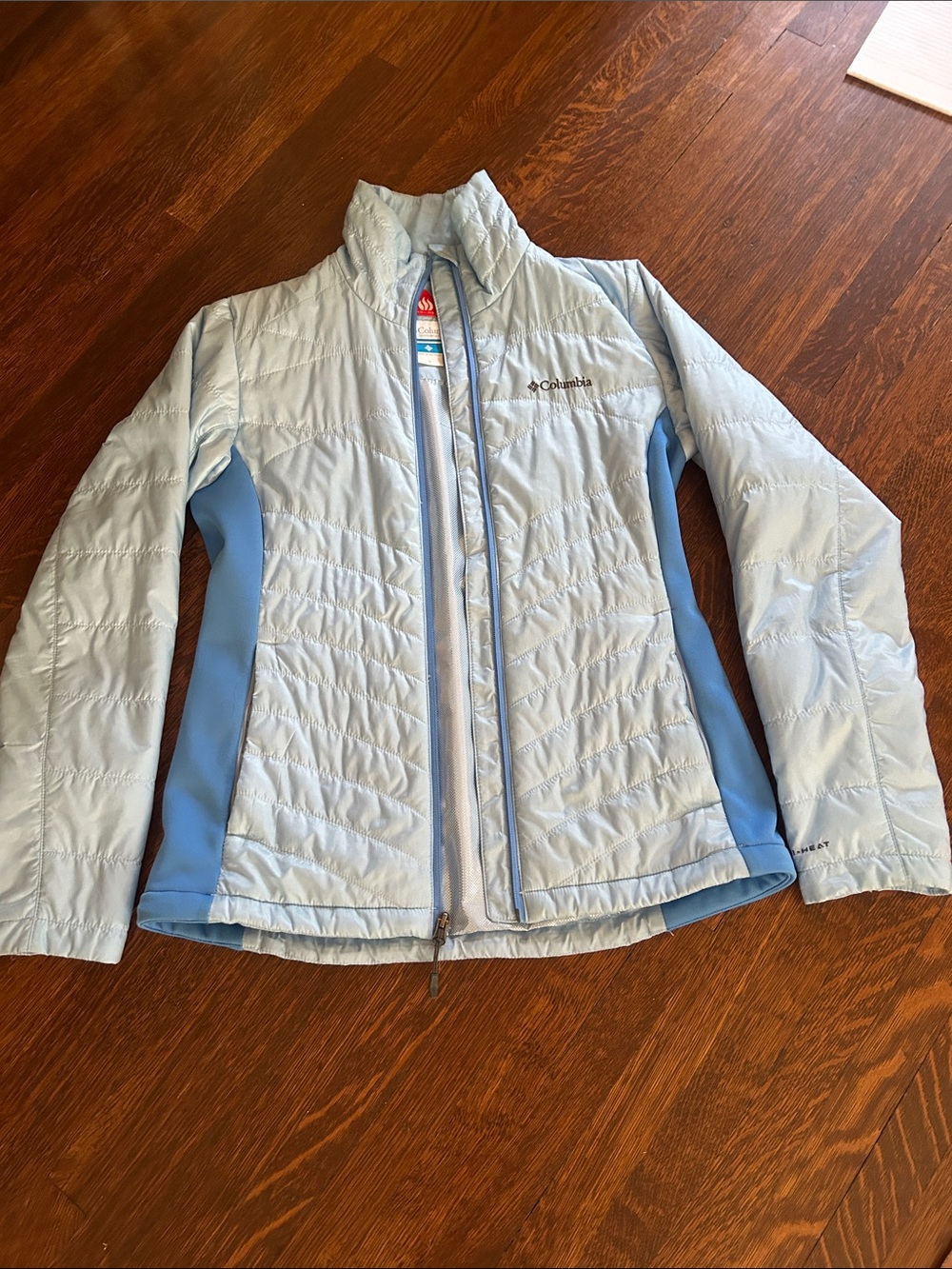 Columbia Women's Pale Blue Quilted Puffer Jacket with Blue Panels